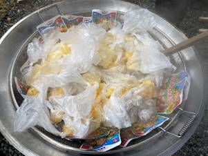 �v���X�`�b�N�e��ɓ������H�ו�

�����x�̐��x�Ŏ����I�ɐ������ꂽ����