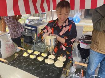 �l, ����, �H�i, �e�[�u�� ���܂܂�Ă���摜

�����I�ɐ������ꂽ����