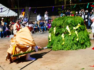 ���O, �l, �X�|�[�c, �� ���܂܂�Ă���摜

�����I�ɐ������ꂽ����