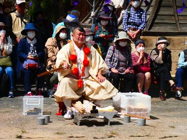 �l, ���O, ���O, �O���[�v ���܂܂�Ă���摜

�����I�ɐ������ꂽ����