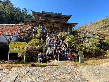 屋外, 建物, フロント, トラック が含まれている画像
自動的に生成された説明