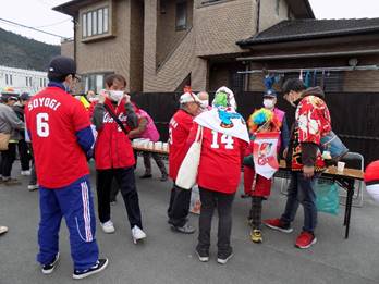 �����̑O�ɕ���ŗ����Ă��鐔�l�̐l����

�����x�̐��x�Ŏ����I�ɐ������ꂽ����