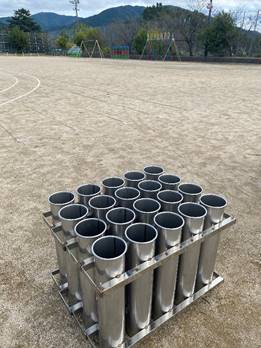 ����, �L���� ���܂܂�Ă���摜

�����I�ɐ������ꂽ����