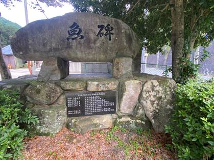 ��, ���O, ����, �� ���܂܂�Ă���摜

�����I�ɐ������ꂽ����