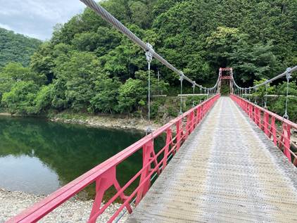 ��̏�̋�

�����x�̐��x�Ŏ����I�ɐ������ꂽ����